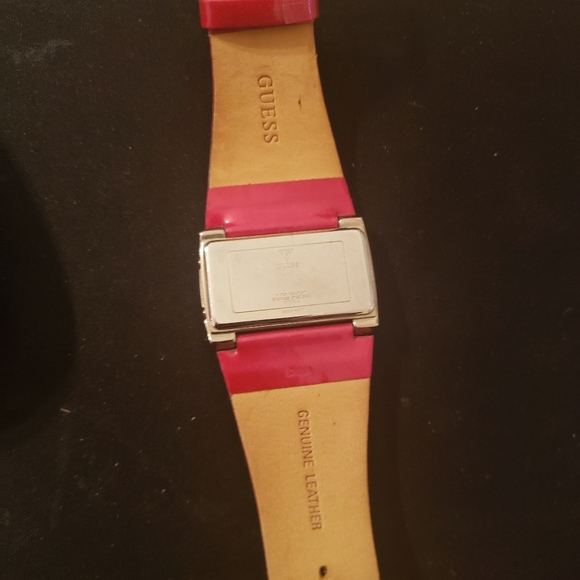 GUESS Watch - Picture 2 of 2